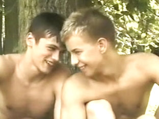 Pierre and Martin enjoy a bath and